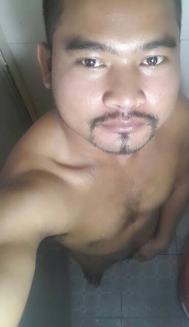 coolsoksan:នូវម្តុំក្បែរស៊ីធីអិនចូលចិត្តអោយគេចុយខ្លាំងៗfacebook