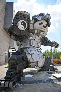 cctvnews:  Iron Kung Fu panda takes stage in north ChinaYou might be familiar with both Ironman and Kung Fu Panda, but the two combined together? China’s Shenyang city was just lucky enough to meet the new character up close.After the 7-meter tall giant