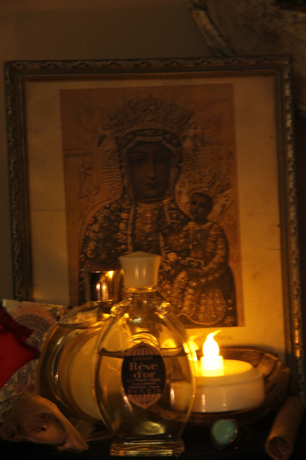 kalliope-amorphous:  Fet Gede altars for Papa Legba, Baron Samedi, Erzulie Dantor, and the Ghede. November 1 2013.