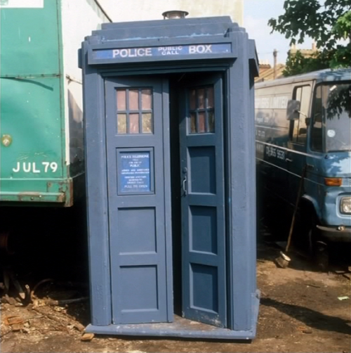 matrixspacetimearchives: Every time the TARDIS materializes in a new location, within the first nan