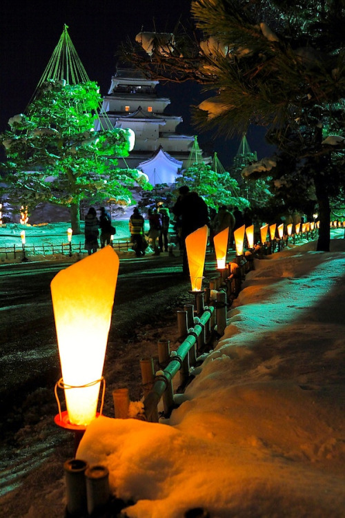 Aizu Hand-painted Candle Festival, TsurugaCastle, Fukushima, Japan.  Photography by Koji Yamauc