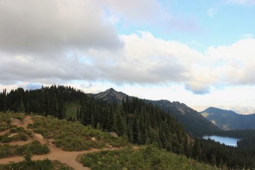 burningmine:Naches Peak Loop, August 2020