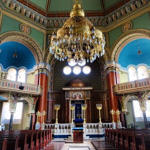 djudaismo:The Sofia Synagogue is the largest synagogue in Southeastern Europe, one of two funct