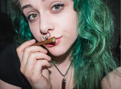 weed-breath:  Blunt selfies