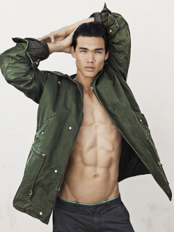 amanthing:  Visit amanthing Hunk Edition Blog With 9 Different