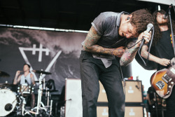 andyhurley:  The Devil Wears Prada at Warped