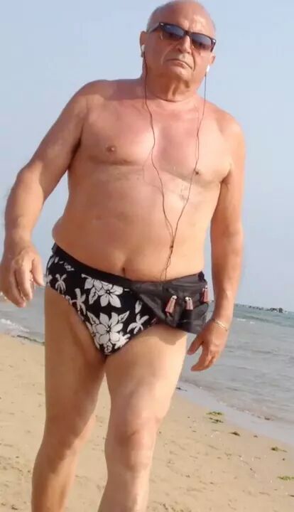 silverbadbear:  GORGEOUS GRANDPAS