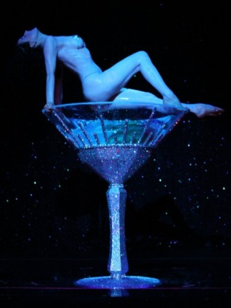 margadita:  Dita Von Teese performing her Swarovski Martini act during the LA run