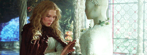 viola-davis:Léa Seydoux in La belle et la bête (2014)