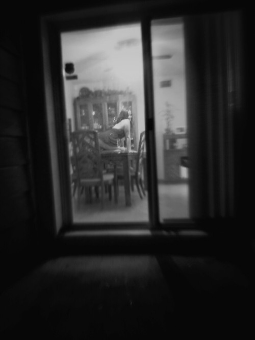 nowyouknowus:  Looks like we have a Peeping Darren on our hands. ~ Veronica