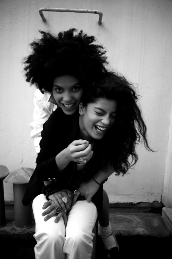 thespiritualboho:  Cuban-French twin sisters Lisa-Kaïndé and Naomi Diaz. Makers