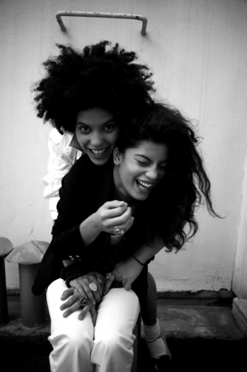 thespiritualboho:Cuban-French twin sisters Lisa-Kaïndé and Naomi Diaz. Makers of the band Ibeyi.Phot