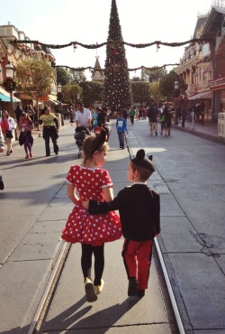 peggycress:  Strolling down Main Street USA.