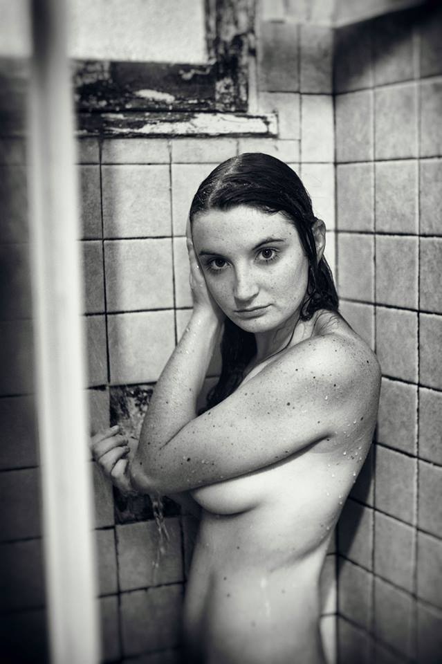 Photo toutes mouillées par Eric Hope.http://www.a-berangere.book.fr/https://instagram.com/bohemia393/http://sortiedelacage.tumblr.com/