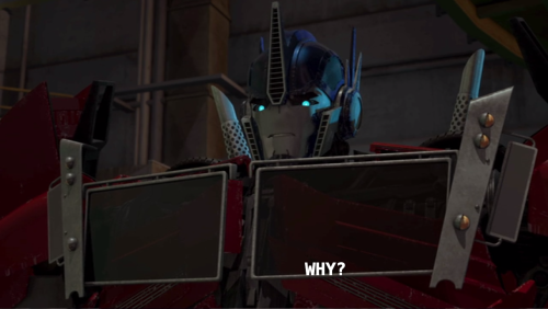 unknown-maverick:Poor Optimus, in 3 seconds, he goes from Serious Military Commander to a confused t