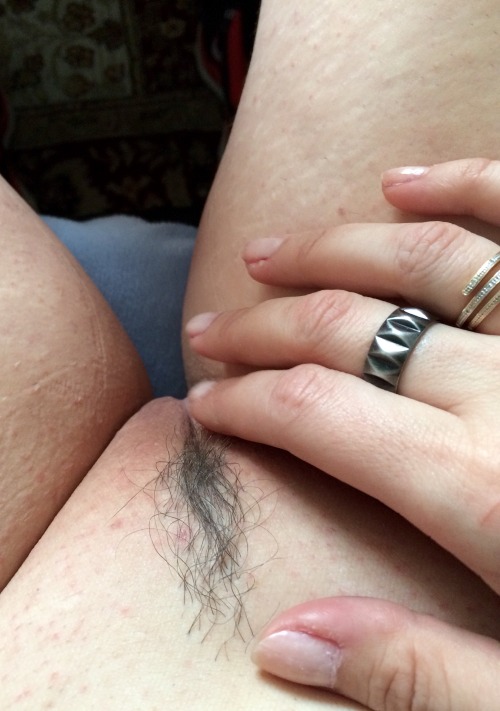 mylifeonfire36:  Here is my shaved pussy!!! 😏  Lil Video later