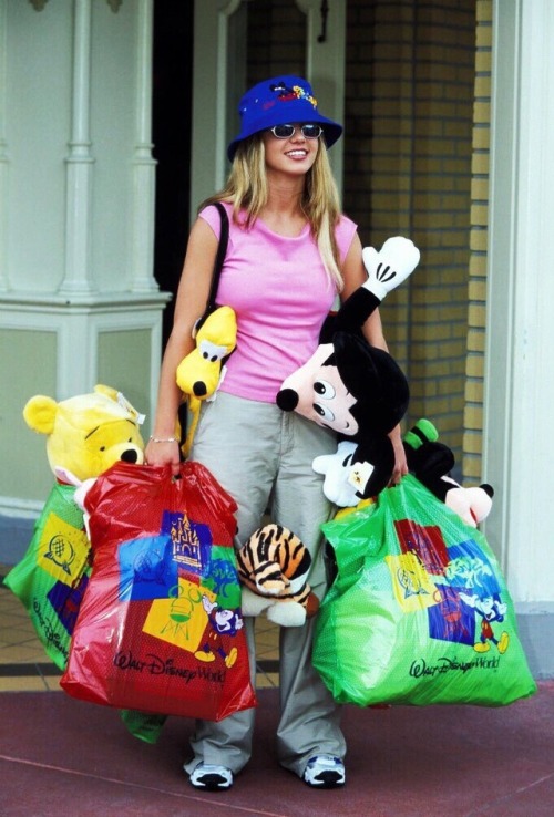 XXX sweetkendi: Britney Spears at Disneyland photo