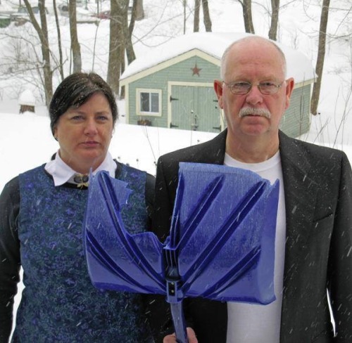 mechaphil:  mistercrowbar:canadian gothic  Needs more denim