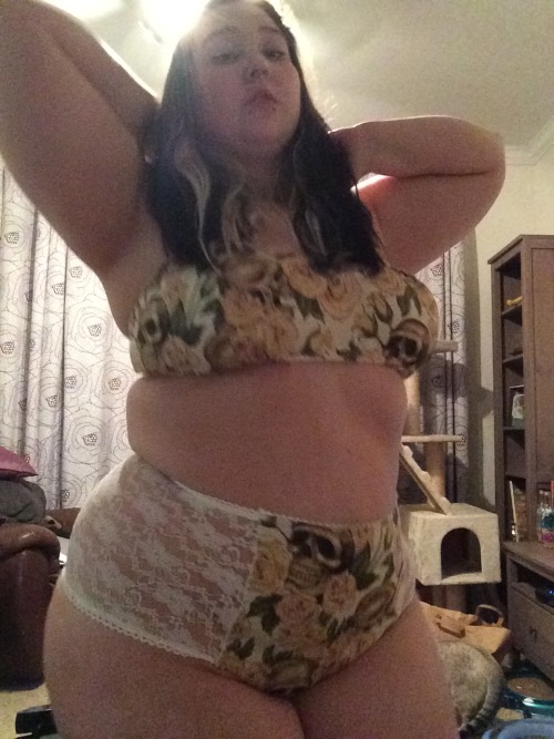 audrie-asstastic: Got myself some new lingerieeeee. &lt;3 (i literally cannot get over how my bo
