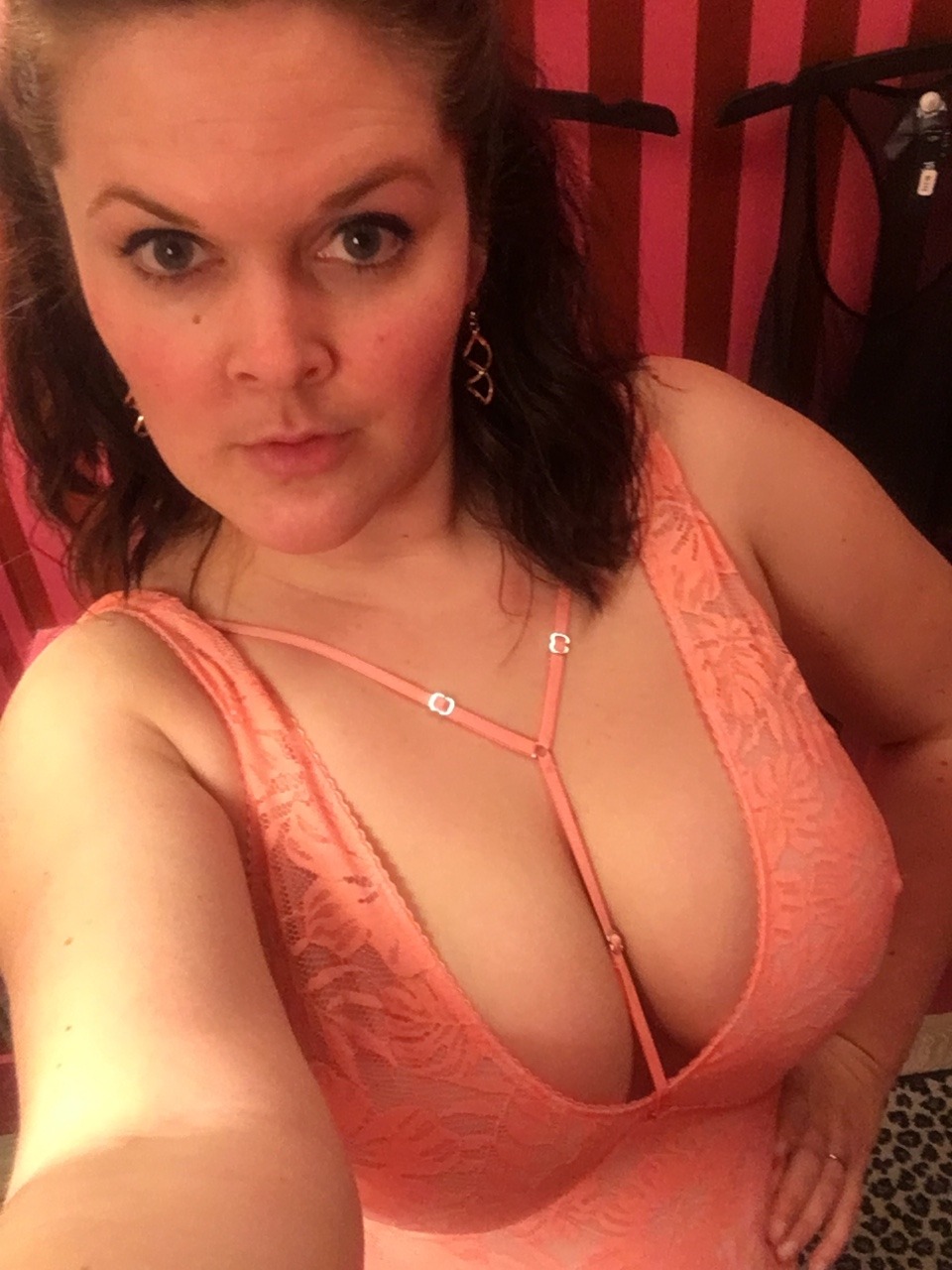 boobsbrewsnbones:Saucy!