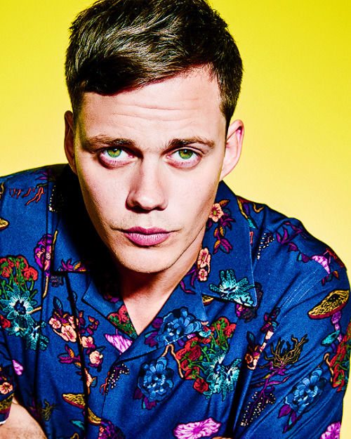 BILL SKARSGÅRD.