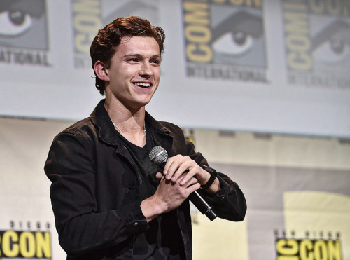 observantistic:TOM HOLLANDSan Diego Comic-Con International 2016 Marvel Panel in Hall HJuly 23, 2016