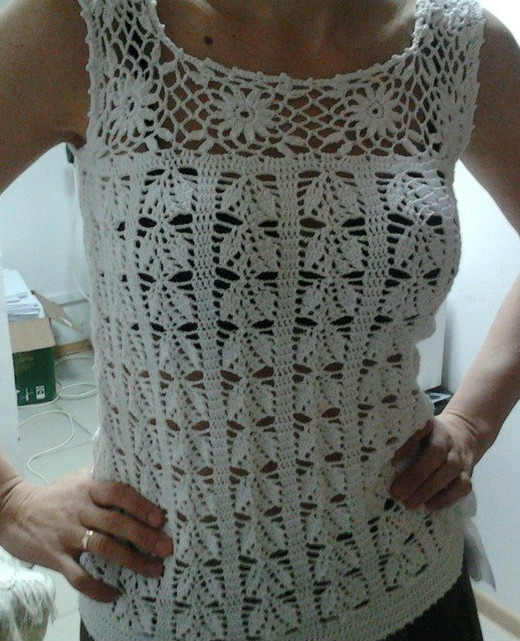 <p><a href="https://acarlabredalove.tumblr.com/post/187305481592/crochethandmadeuncinettoganchillhosilovecroche" class="tumblr_blog">acarlabredalove</a>:</p>

<blockquote><p>#crochet#handmade#uncinetto#ganchillhos#ilovecrochet#patternfree#tejidos#telares#blouse#patron#chiquillas<br/>#inspirations#blanket#crochetfashion<br/></p><p><a href="https://www.crochetwebsites-free.com/2016/08/a-charming-pattern-crochet-with-graphic.html">https://www.crochetwebsites-free.com/2016/08/a-charming-pattern-crochet-with-graphic.html</a><br/></p></blockquote>