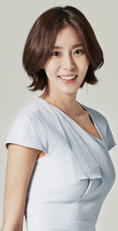 Uee - Yuleum profile pictures