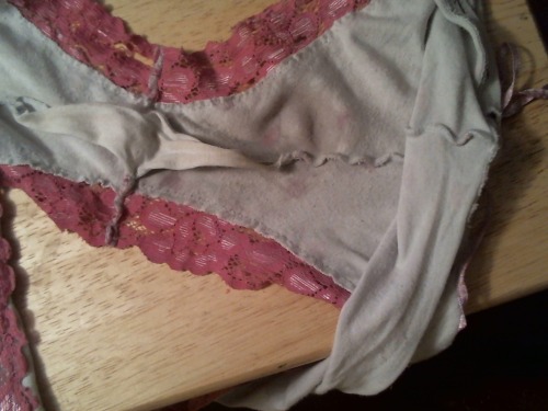 secretdiaryofadirtygirl:  Here are the results. ;) sorry the lighting is terrible.