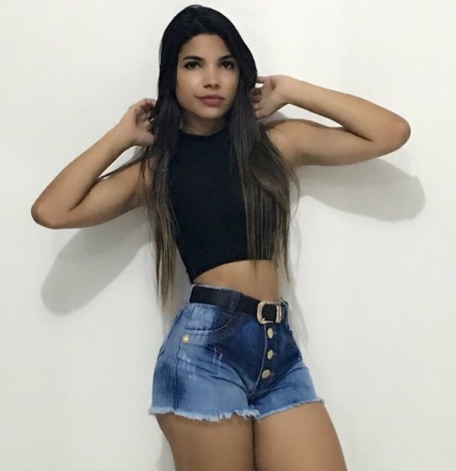 Monique Dantas from FortalezaVia Instagram: @monique_dantass