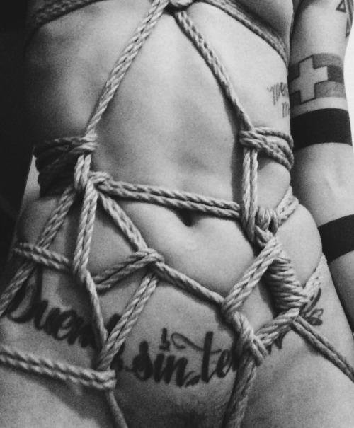 camdamage:  More messy self rope detail