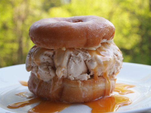 breakfastsundae: The Glazed Donut Sundae