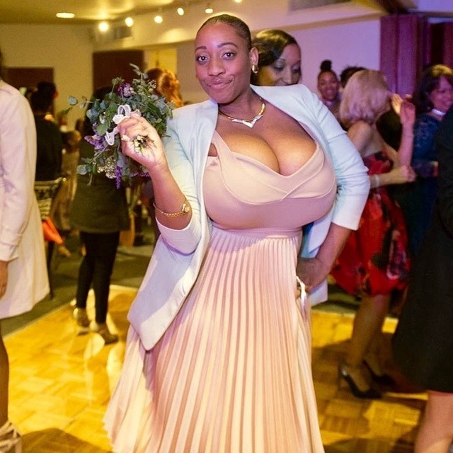 I love big breasts, I love other things too.