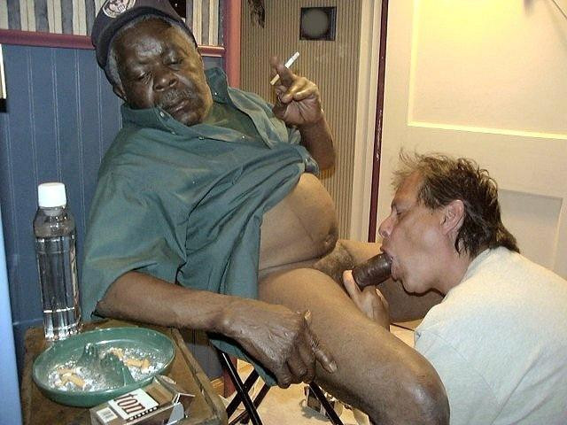 Sucking gay black men