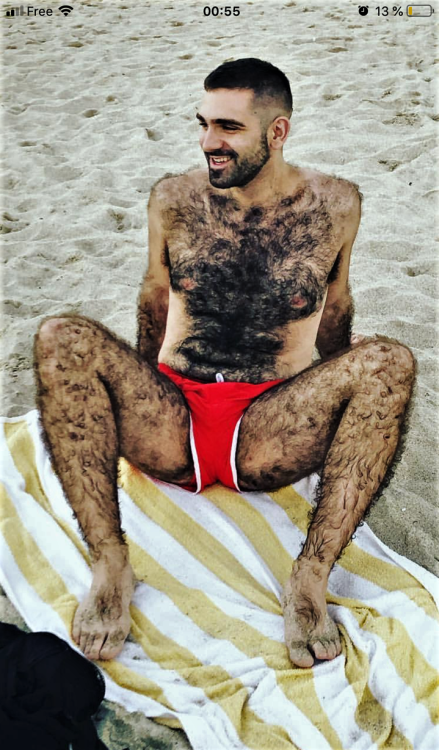 luzerondebeach: papillon52: kazhairy0: www.instagram.com/johnnypeludo/ Gorgeous Magnifique