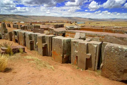 queenanunnaki:12 Facts about Puma Punku45 miles west of La Paz high in the Andes mountains, lie the 