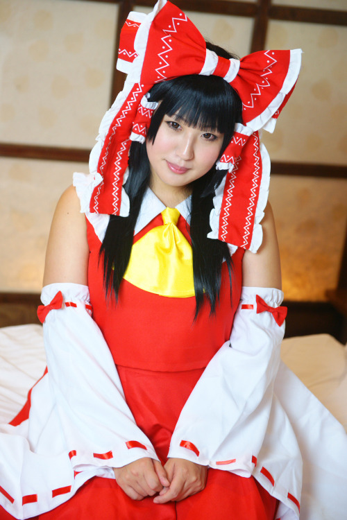 Touhou Project - Reimu Hakurei (Yurika) 5HELP US GROW Like,Comment & Share.CosplayJapaneseGirls1.5 - www.facebook.com/CosplayJapaneseGirls1.5CosplayJapaneseGirls2 - www.facebook.com/CosplayJapaneseGirl2tumblr - http://cosplayjapanesegirlsblog.tumblr.c