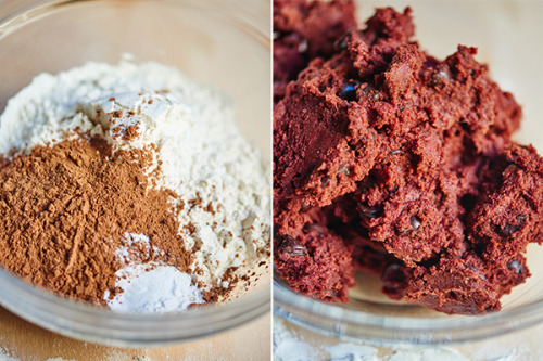 foodffs:  DEEP DISH RED VELVET COOKIES FOR TWO Really nice recipes. Every hour.         