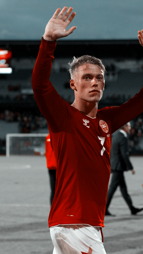#viktor-fischer on Tumblr