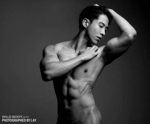 Viva!Asian hunks!