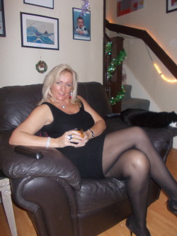 likemywife:  Is .needing a BBC got the first Time  Hope you all like this picture captions would be great Needs a good pounding  Ooooh I sooo would! ;) MWAH!!! XOXOX!!!