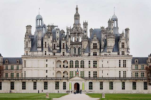 closings:  chateau de chambord 