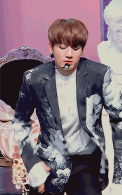 Best Of Kookie: 4 / Peaches And Cream