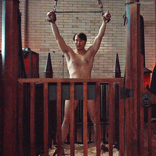 Porn photo rocktheholygrail:  Hannibal Lecter + shirtless