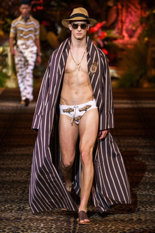 Dolce & Gabbana S/S 2020 Menswear