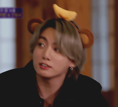 jung-koook: he looks so cute in monkey ears