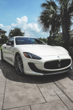 envyavenue:  MC Stradale | Photographer