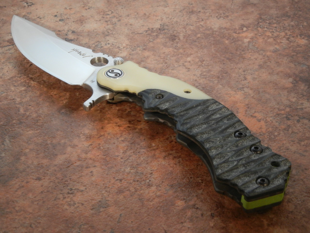 gunrunnerhell:  Yuna Q 4.1 Persian Flipper