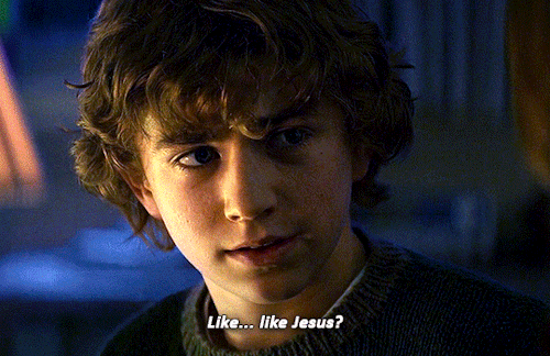 Percy Jackson & The Olympians (2023-) 1.01 | I Accidentally Vaporize My Pre-Algebra Teacher 