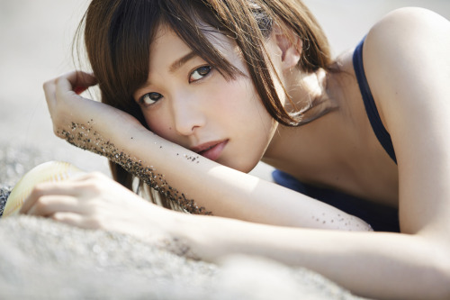 欅坂46 駆け上るまで待てない！ 渡邉理佐 hustlepress.co.jp/keyakizaka46_76/Part2/2 (Part1/2→here)
